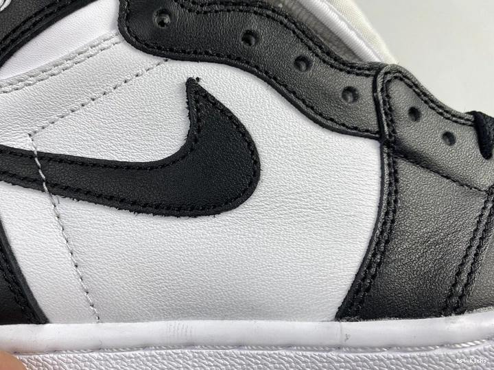 1 White Retro (2014) Black 555088-010 Jordan  1108